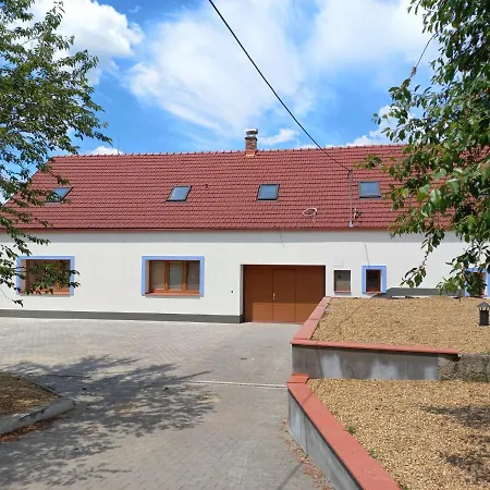 וילה Morava Uhercice (Breclav)